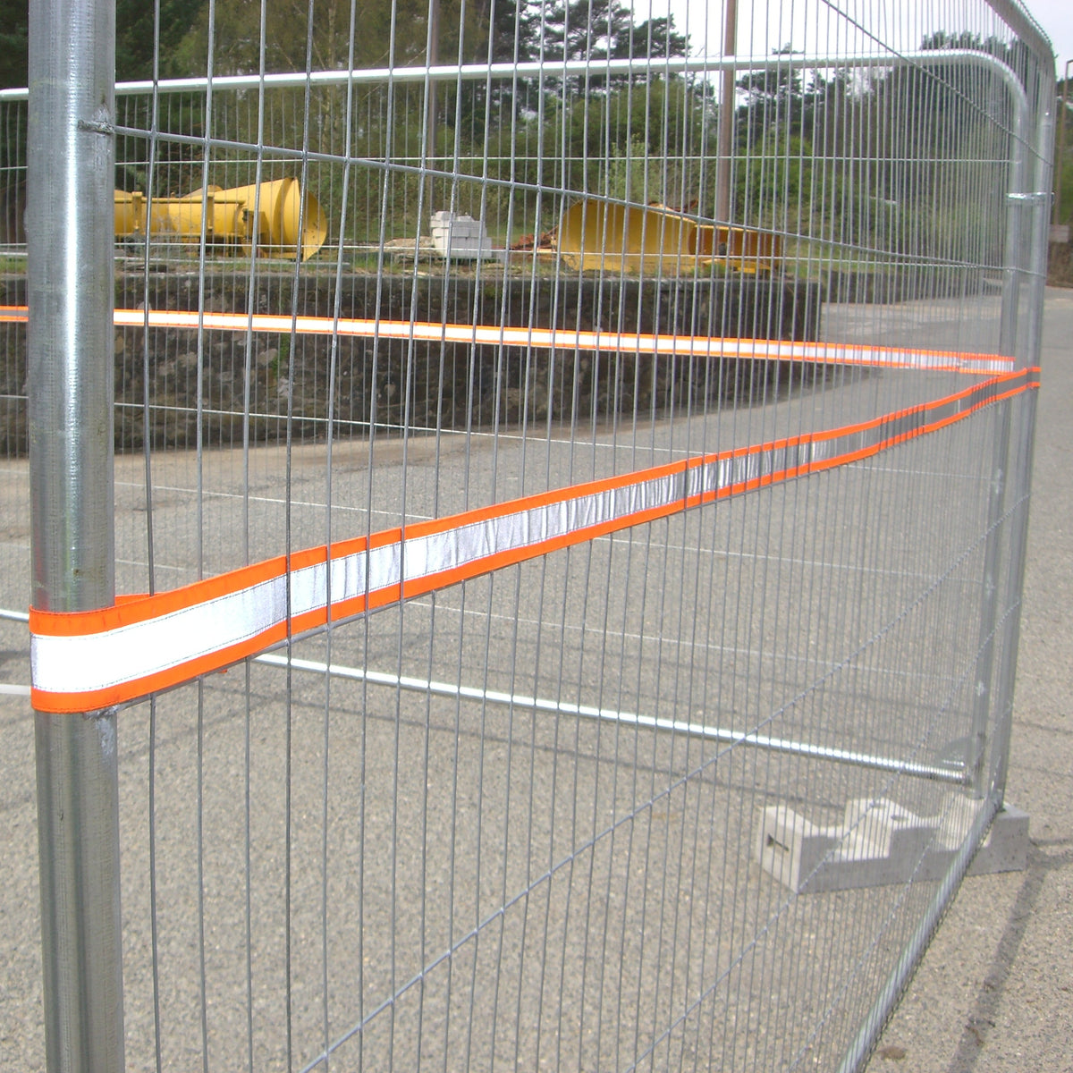 The Hi-Viz Stripe attached to a mesh fence panel