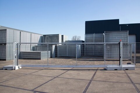 Vehicle Cantilever Sliding Gate